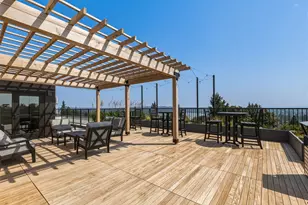 6109 Phinney Ave N, Seattle, WA 98103 - Photo 15