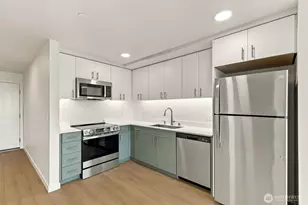 6109 Phinney Ave N, Seattle, WA 98103 - Photo 3