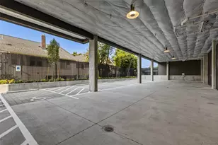 6109 Phinney Ave N, Seattle, WA 98103 - Photo 17