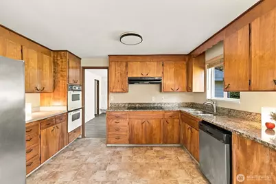 8321 112th Street SW, Lakewood, WA 98498 - Photo 9