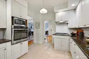 2311 E Columbia St, Seattle, WA 98122 - Photo 13