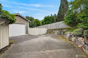 2211 19th St, Anacortes, WA 98221 - Photo 3
