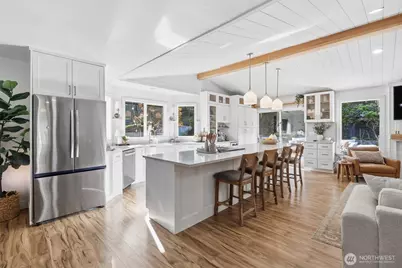 14310 214th Place SE, Snohomish, WA 98296 - Photo 5