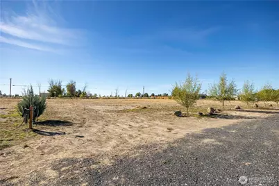 7814 Rd NE D.7, Moses Lake, WA 98837 - Photo 5