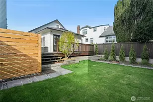 9244 Dayton Ave N, Seattle, WA 98103 - Photo 3