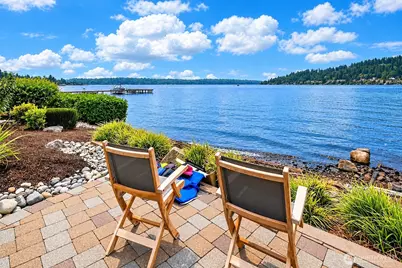 1036 N 42nd Place, Renton, WA 98056 - Photo 1
