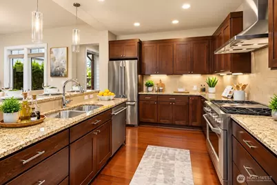 1036 N 42nd Place, Renton, WA 98056 - Photo 11