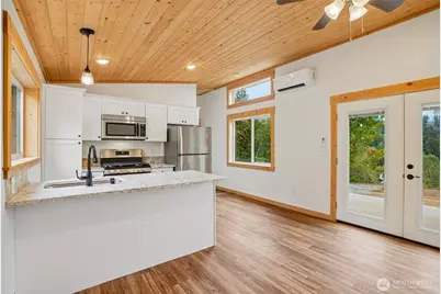 1836 Hazel Dell Road, Castle Rock, WA 98611 - Photo 7