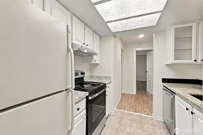 14405 NE 32nd Street #K-304, Bellevue, WA 98005 - Photo 3