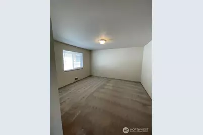 3208 Rockefeller Avenue #B/D, Everett, WA 98201 - Photo 9