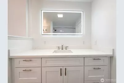 11245 12th Avenue S, Seattle, WA 98168 - Photo 37