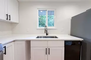 11245 12th Ave S, Seattle, WA 98168 - Photo 11