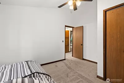 4841 E Forest Glen Drive SE, Olympia, WA 98513 - Photo 25