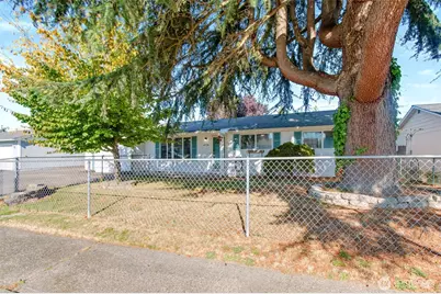 359 Douglas St, Longview, WA 98632 - Photo 3