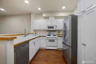12530 Admiralty Way, Everett, WA 98204 - Photo 15
