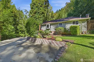 19926 40th Place NE, Lake Forest Park, WA 98155 - Photo 33