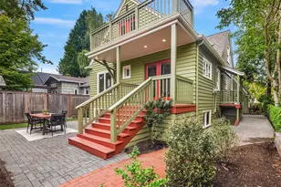 535 N 74th St, Seattle, WA 98103 - Photo 33