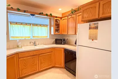 1344 Hancock Street, Port Townsend, WA 98368 - Photo 9
