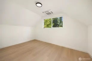 14205 77th Ave NE, Kirkland, WA 98034 - Photo 5