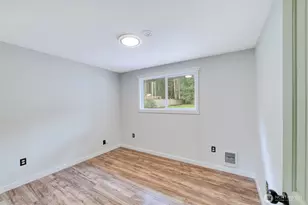 21502 106th St E, Buckley, WA 98321 - Photo 7