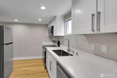 7901 16th Avenue SW, Seattle, WA 98106 - Photo 25