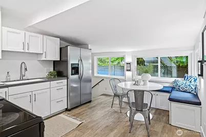 1512 6th Avenue W, Seattle, WA 98119 - Photo 9