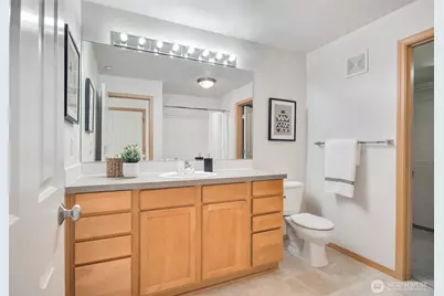 1957 23rd Place NE #203, Issaquah, WA 98027 - Photo 27