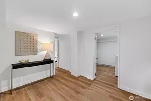 2907 SW Cloverdale St, Seattle, WA 98126 - Photo 13