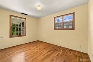 324 18th St NW, Puyallup, WA 98371 - Photo 13