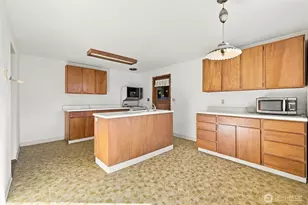 324 18th St NW, Puyallup, WA 98371 - Photo 11
