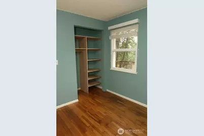 9233 17th Avenue NE, Seattle, WA 98115 - Photo 11