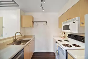 2818 Grand Ave, Everett, WA 98201 - Photo 9
