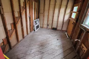 742 N 77th St, Seattle, WA 98103 - Photo 9