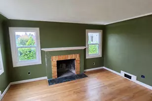 742 N 77th St, Seattle, WA 98103 - Photo 7