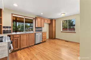 907 130th St E, Tacoma, WA 98445 - Photo 15