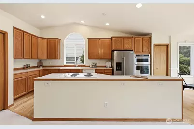 10925 51st Avenue SE, Everett, WA 98208 - Photo 15