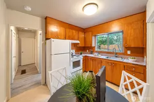 5522 NE 193rd St, Lake Forest Park, WA 98155 - Photo 7