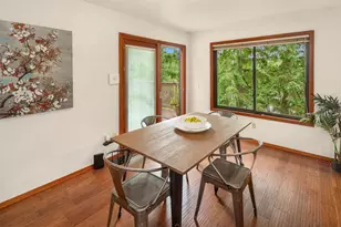 13233 SE 51st Pl, Bellevue, WA 98006 - Photo 19