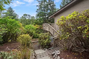 13233 SE 51st Pl, Bellevue, WA 98006 - Photo 37
