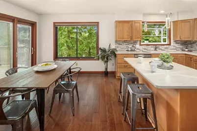 13233 SE 51st Place, Bellevue, WA 98006 - Photo 17