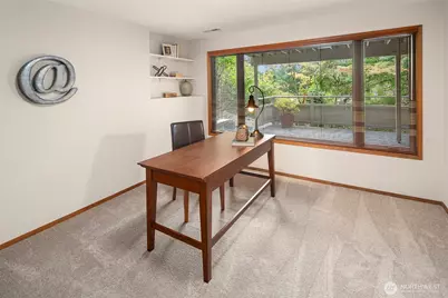 13233 SE 51st Place, Bellevue, WA 98006 - Photo 31