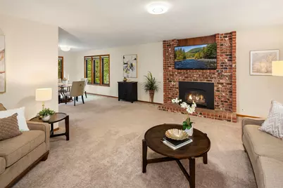 13233 SE 51st Place, Bellevue, WA 98006 - Photo 7