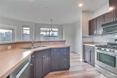 1000 Aurora Avenue N #509, Seattle, WA 98109 - Photo 9