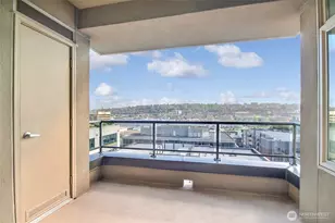 1000 Aurora Ave N, Seattle, WA 98109 - Photo 13