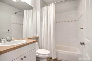1000 Aurora Ave N, Seattle, WA 98109 - Photo 17