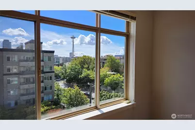 1000 Aurora Avenue N #509, Seattle, WA 98109 - Photo 3