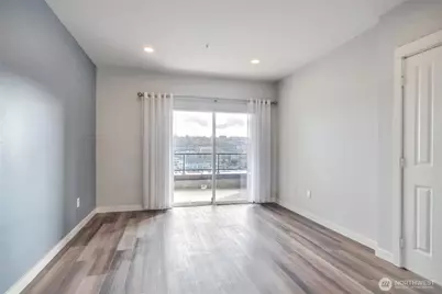 1000 Aurora Avenue N #509, Seattle, WA 98109 - Photo 11