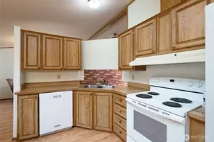 24893 Hanson Creek Rd, Sedro Woolley, WA 98284 - Photo 17