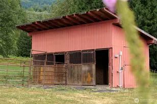 24893 Hanson Creek Rd, Sedro Woolley, WA 98284 - Photo 37