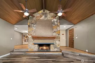 21805 SE 4th St, Sammamish, WA 98074 - Photo 5
